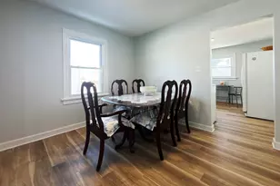 1645 Illinois St, Des Plaines, IL 60016 - Photo 11