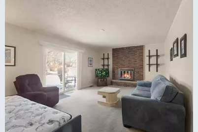 634 E Pompano Lane, Palatine, IL 60074 - Photo 7