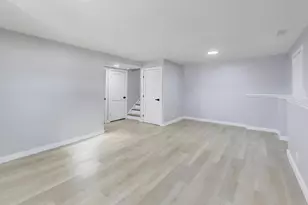 2N660 Valewood Rd, West Chicago, IL 60185 - Photo 15