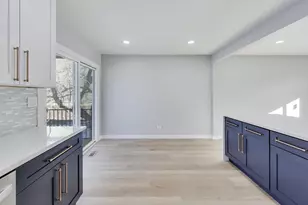 2N660 Valewood Rd, West Chicago, IL 60185 - Photo 7