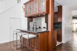 5628 N Redwood Dr, Norwood Park, IL 60631 - Photo 13