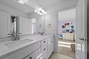 995 Harvard Ct, Highland Park, IL 60035 - Photo 17