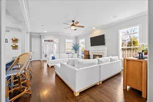 995 Harvard Ct, Highland Park, IL 60035 - Photo 5