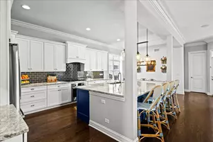 995 Harvard Ct, Highland Park, IL 60035 - Photo 3