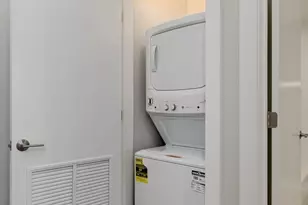 1964 N Milwaukee Ave, Chicago, IL 60647 - Photo 9