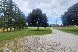 38W715 Huntley Rd, West Dundee, IL 60118 - Photo 5