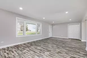 38W715 Huntley Rd, West Dundee, IL 60118 - Photo 39