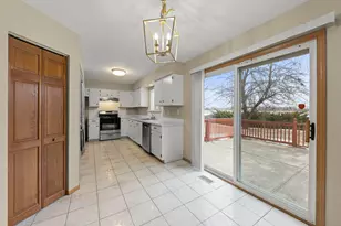 21459 W Georgetown Dr, Plainfield, IL 60544 - Photo 7