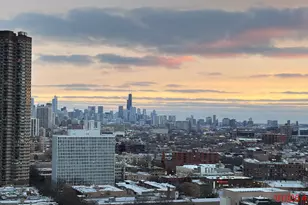 3930 N Pine Grove Ave, Chicago, IL 60613 - Photo 15