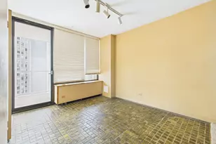 3930 N Pine Grove Ave, Chicago, IL 60613 - Photo 5