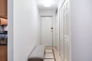 221 N Kenilworth Ave, Oak Park, IL 60302 - Photo 5