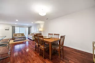 221 N Kenilworth Ave, Oak Park, IL 60302 - Photo 9