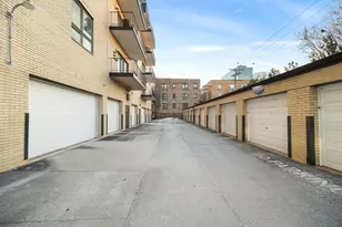 221 N Kenilworth Ave, Oak Park, IL 60302 - Photo 21