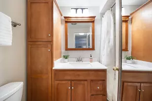 221 N Kenilworth Ave, Oak Park, IL 60302 - Photo 17