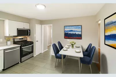 807 Blackhawk Drive, University Park, IL 60484 - Photo 5