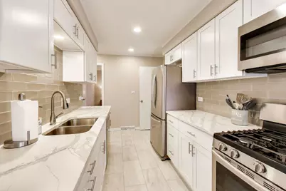 239 N Lind Avenue, Hillside, IL 60162 - Photo 5