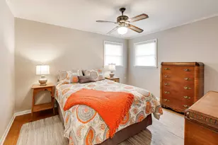 239 N Lind Ave, Hillside, IL 60162 - Photo 7