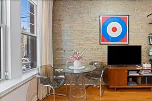 2476 N Albany Ave, Chicago, IL 60647 - Photo 5