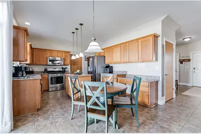 311 Austin Drive, Shorewood, IL 60404 - Photo 9