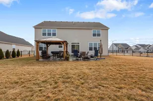 3579 Emerald Rd, Elgin, IL 60124 - Photo 29