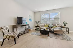 696 S Wellston Ln, Romeoville, IL 60446 - Photo 9