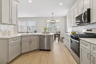 696 S Wellston Ln, Romeoville, IL 60446 - Photo 3