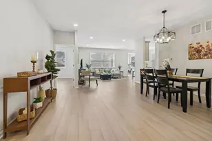 696 S Wellston Ln, Romeoville, IL 60446 - Photo 7