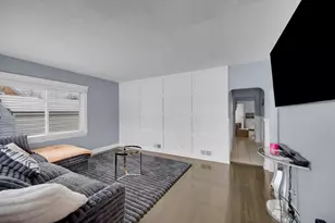 76 W 24th St, Chicago Heights, IL 60411 - Photo 15