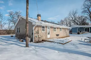 21339 W Morton Dr, Lake Villa, IL 60046 - Photo 3