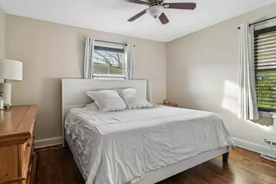 102 S Ashland Avenue, Palatine, IL 60074 - Photo 13