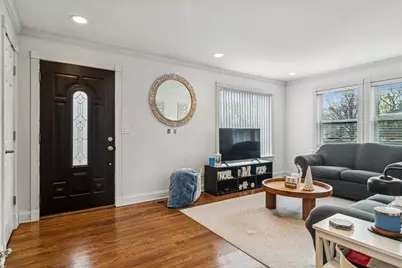 102 S Ashland Avenue, Palatine, IL 60074 - Photo 5