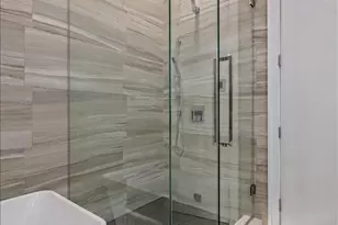 2027 W Belmont Ave, Chicago, IL 60618 - Photo 17