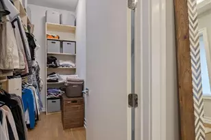 2027 W Belmont Ave, Chicago, IL 60618 - Photo 13