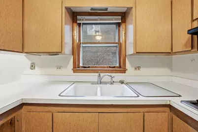 272 E 148th Street, Harvey, IL 60426 - Photo 17