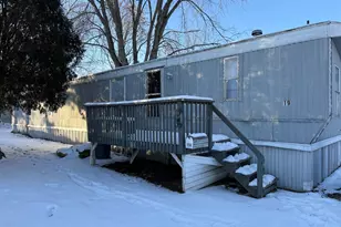 1712 S Dixie Hwy, Crete, IL 60417 - Photo 1