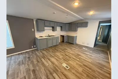 1712 S Dixie Highway #19, Crete, IL 60417 - Photo 7