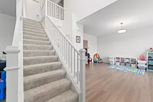 3547 Doral Dr, Elgin, IL 60124 - Photo 3