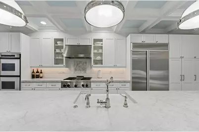 1500 N North Park Avenue, Chicago, IL 60610 - Photo 9