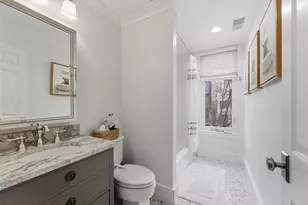 1500 N North Park Avenue, Chicago, IL 60610 - Photo 25