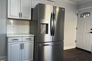 6522 N Spaulding Ave, Lincolnwood, IL 60712 - Photo 5