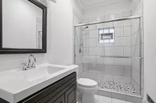 510 W 45th St, Chicago, IL 60609 - Photo 13