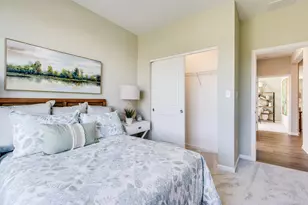 425 Cottrell Ln, Aurora, IL 60506 - Photo 13