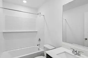 585 Yosemite Wy, Mundelein, IL 60060 - Photo 17