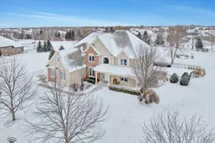 5N975 E Sunset Views Dr, Saint Charles, IL 60175 - Photo 3