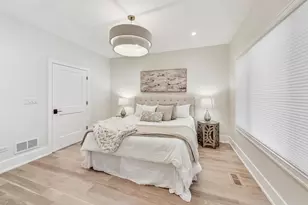 [Address not provided], Naperville, IL 60540 - Photo 7