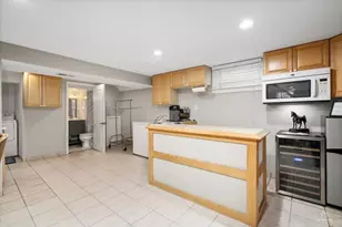 1052 Margret St, Des Plaines, IL 60016 - Photo 13