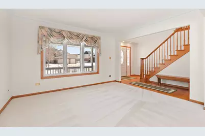 16704 Farmview Court, Tinley Park, IL 60477 - Photo 5