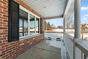 16704 Farmview Ct, Tinley Park, IL 60477 - Photo 3