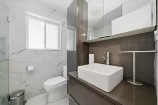 [Address not provided], Skokie, IL 60076 - Photo 9