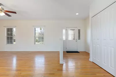 1569 Colleen Lane, Aurora, IL 60505 - Photo 5